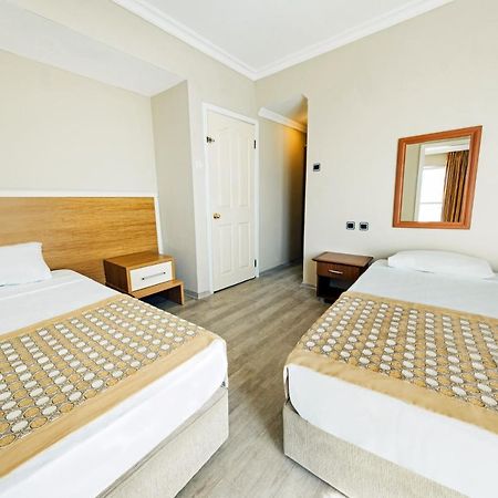 Hotel Afytos Oeren Park Mtk Zewnętrze zdjęcie