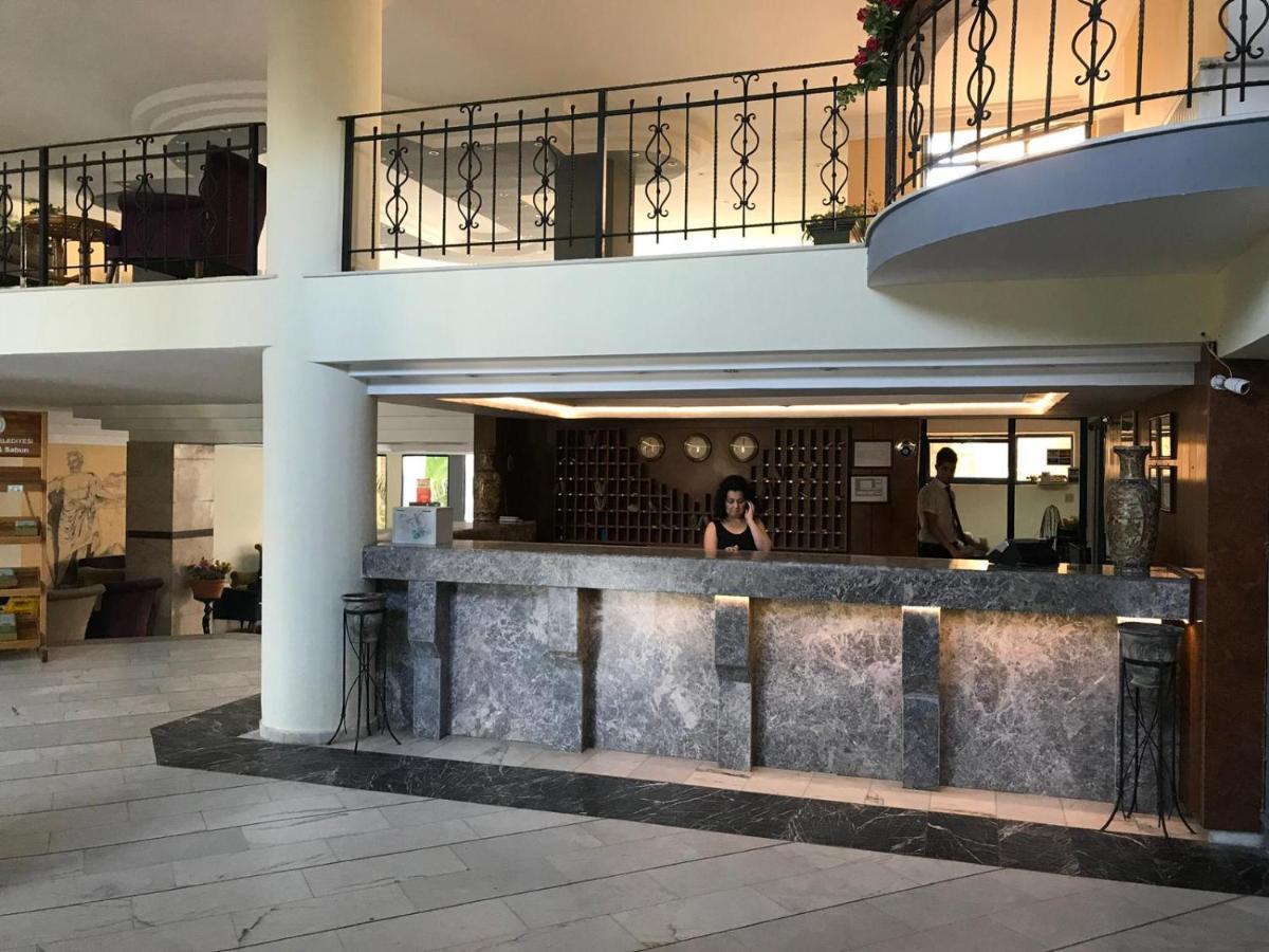 Hotel Afytos Oeren Park Mtk Zewnętrze zdjęcie