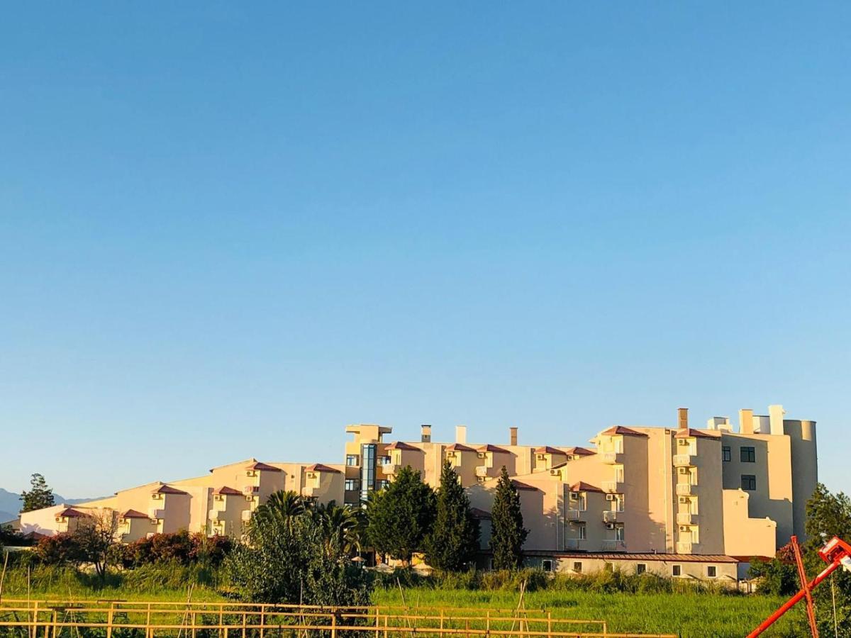 Hotel Afytos Oeren Park Mtk Zewnętrze zdjęcie